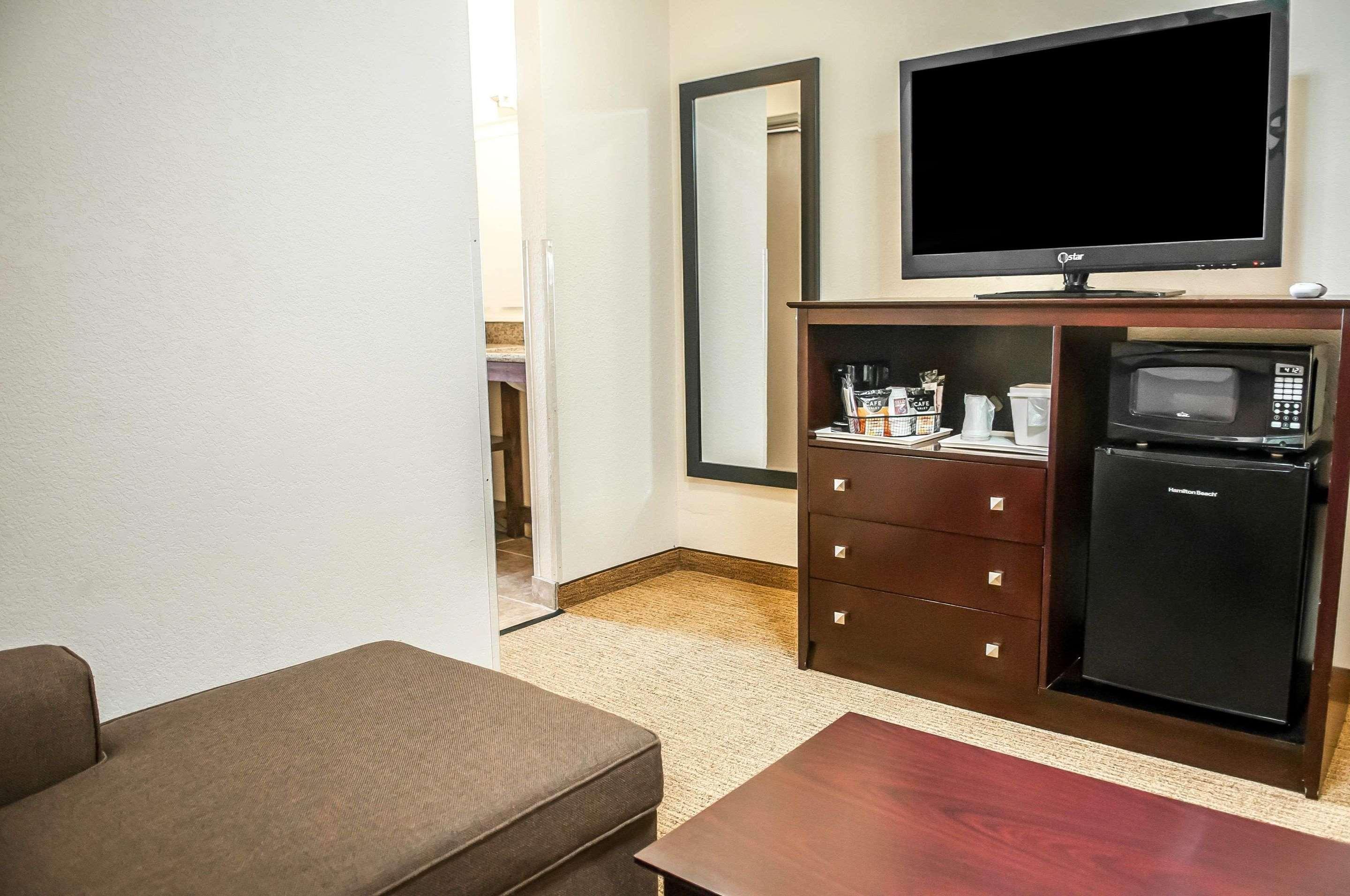 Comfort Suites Albuquerque-North Journal Center