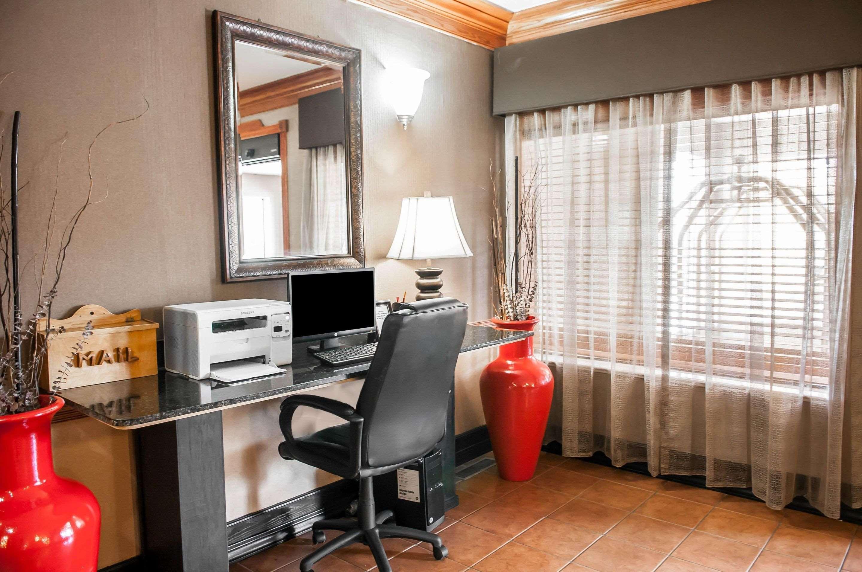Comfort Suites Albuquerque-North Journal Center Hotel